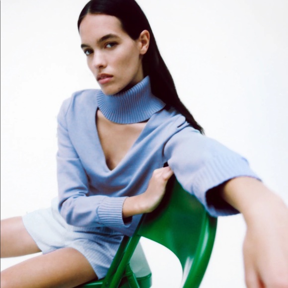 NO OFFERS ZARA light blue cut out cropped turtleneck sweatshirt S - Picture 3 of 12